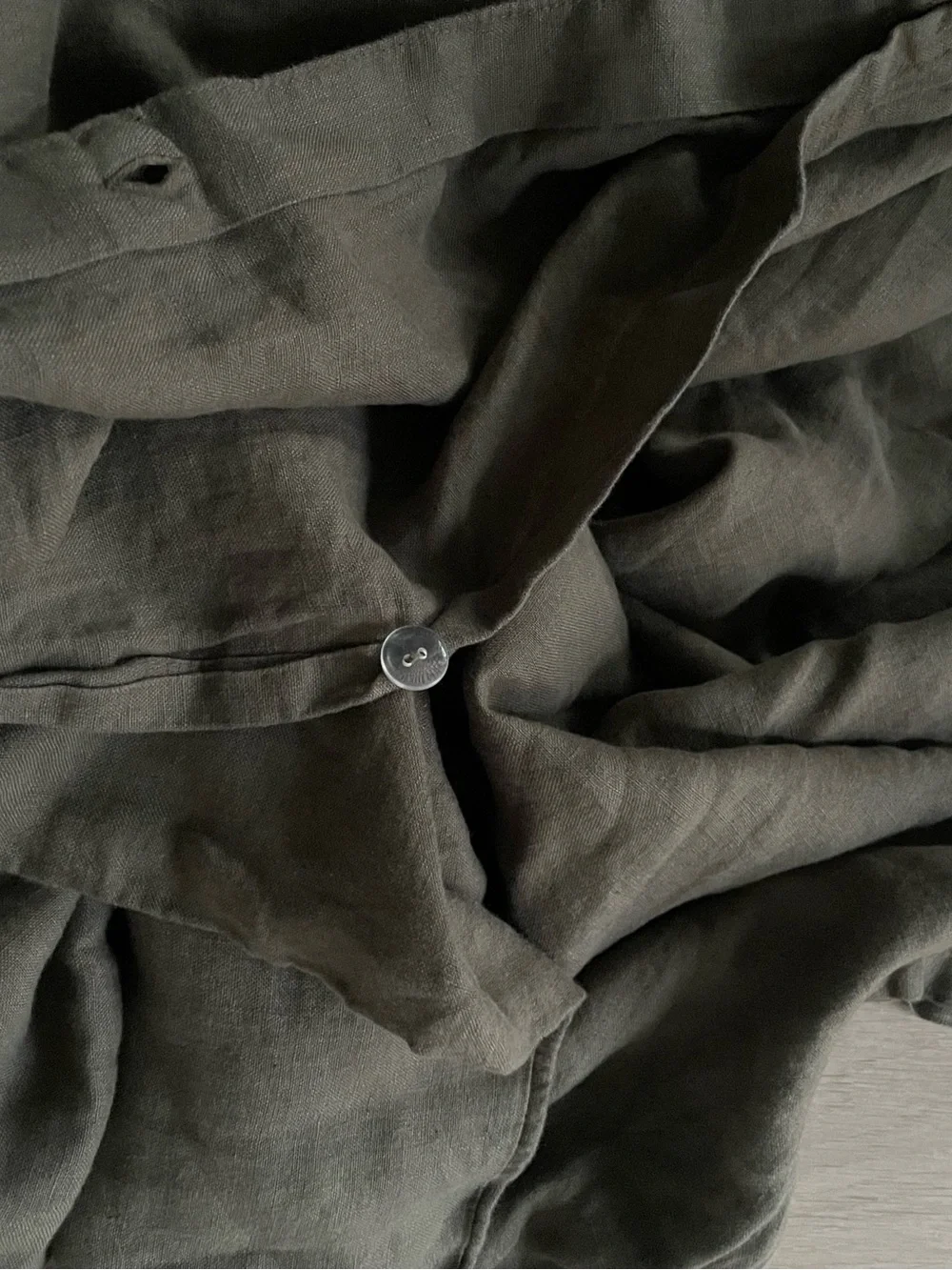 The Citizenry French Linen Duvet Cover  Olive King/cal King